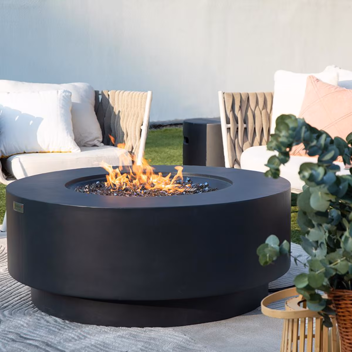 Nimes 40-in Round Concrete Natural Gas Fire Pit